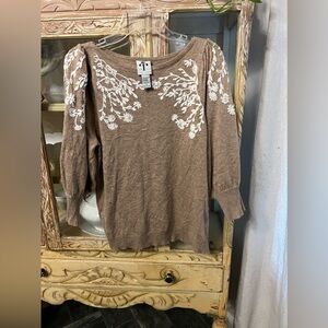Rain + Rose Womens XL Embroidered Sweater